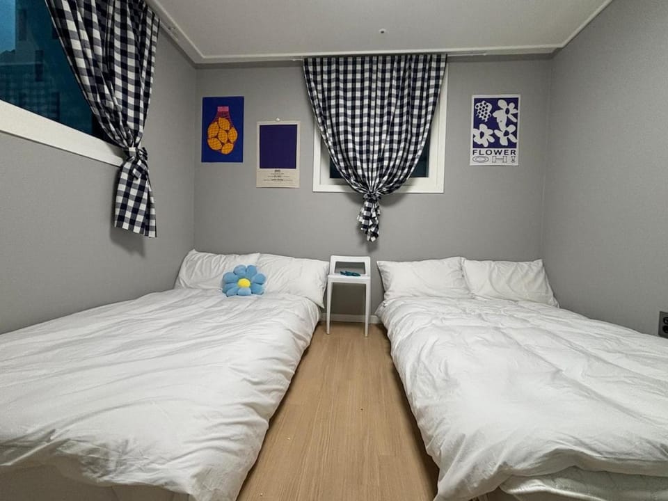 The Sheem Suyu, Exclusive barbecue available on a great rooftop, New APT, 3rooms 2bathrooms, max 8 people Apartment in Seoul