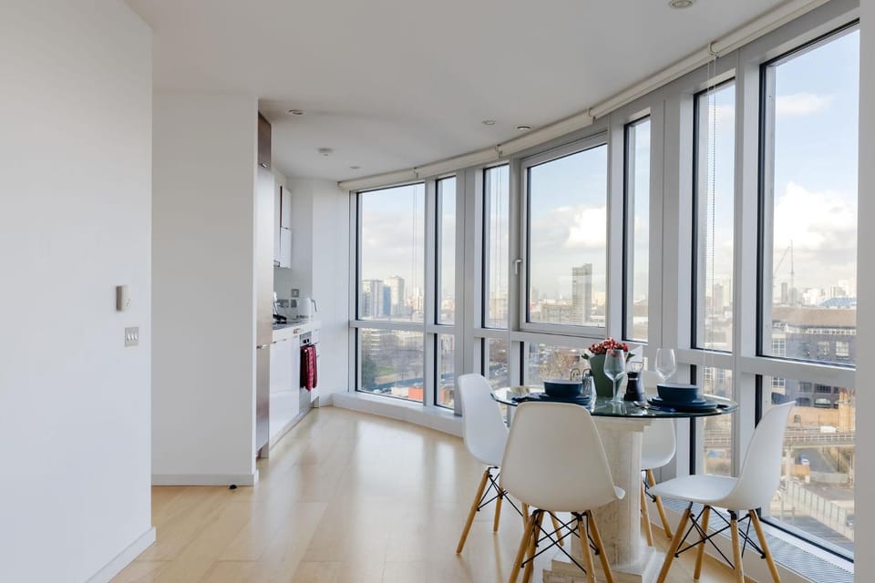 Bright 1BDR Flat By The River Thames Apartment in London