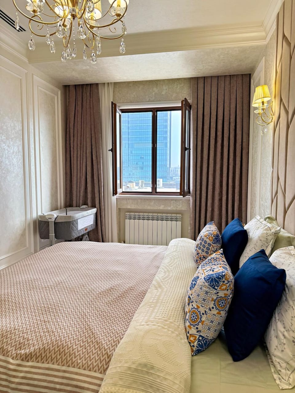 Bedroom, cot, bunk bed