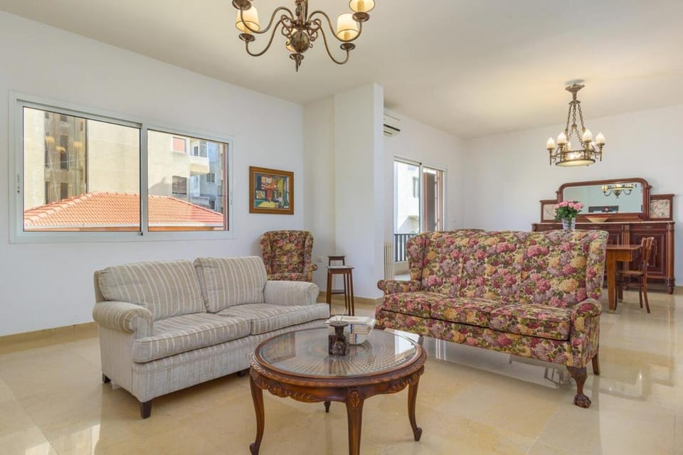 Golden Getaway - 3BR, Achrafieh Apartment in Africa