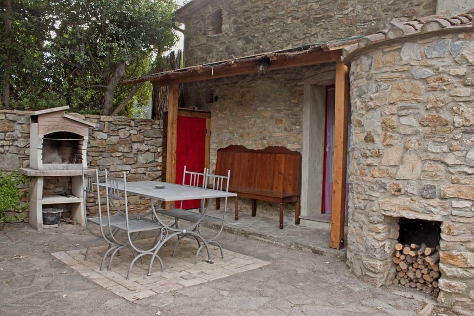 Property building, Patio, Day, BBQ facilities, Garden, Other, Dining area