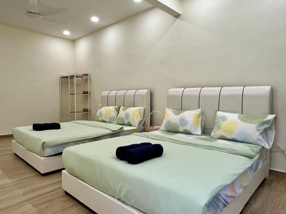 Taman Sentosa -- Gather & Game & PS4 #4BR3B #12px by Cowidea House in Johor Bahru