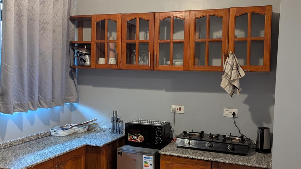 AvocadoAirbnb Bed and Breakfast in Arusha