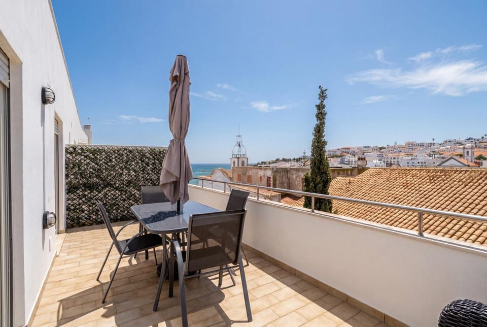 View (from property/room), Balcony/Terrace, Sea view