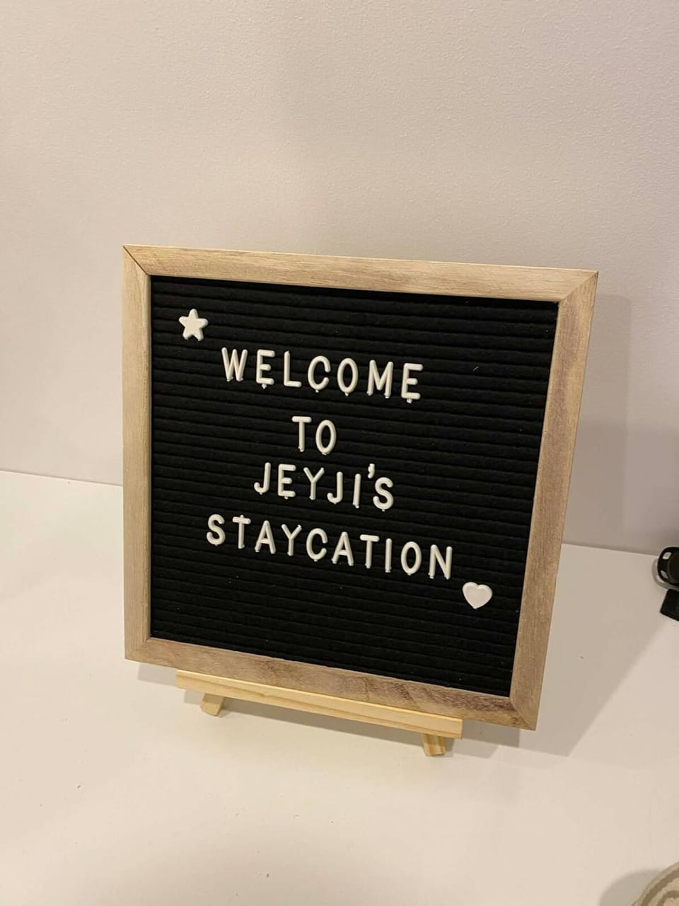 Staycation Haven with City view Free pool, Netflix, Wi-Fi Bed and Breakfast in Quezon City