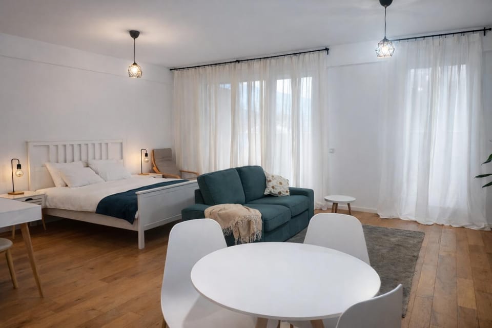 Bed, Living room, Photo of the whole room, Seating area, Bedroom
