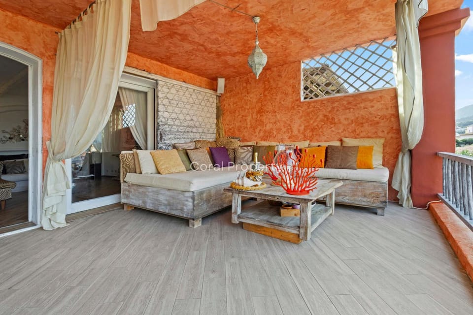 Property building, Patio