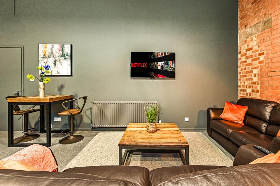 TV and multimedia, Living room, Breakfast