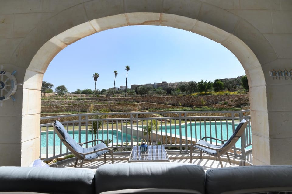Patio, Swimming pool