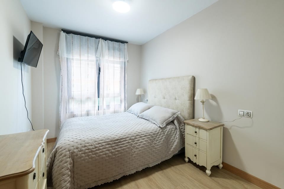 Claris Gran terraza Centro de Llanes a 10 min VUT4607AS Apartment in Llanes