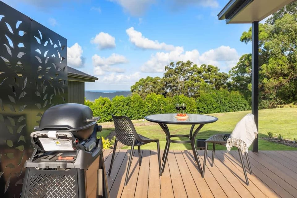 New Luxe Villa - Coastal Views - 30 min to Noosa House in Queensland