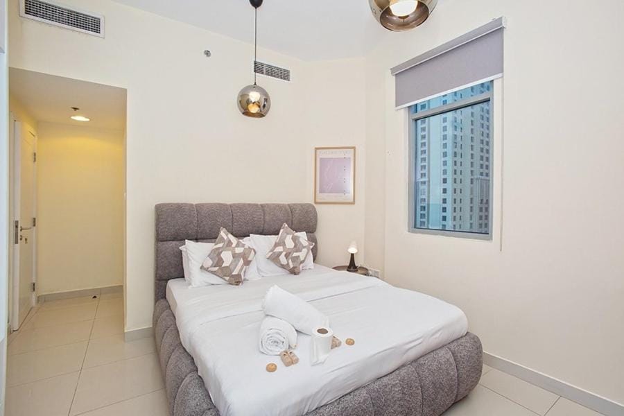 Cozy 2 Bedroom Apartment with Balcony Near JBR Beach Apartment in Dubai