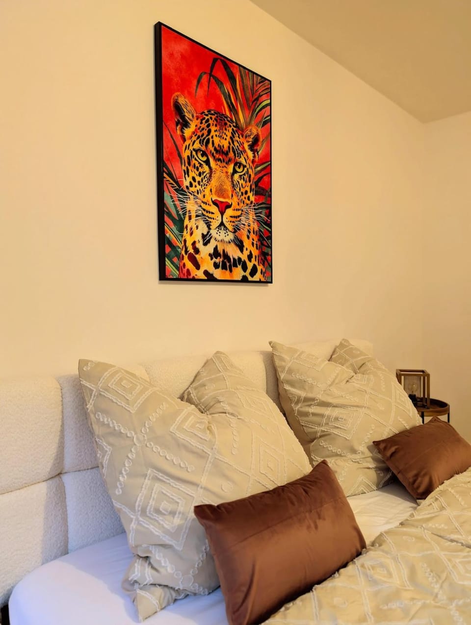Stilvolle Design- Ferienwohnung im Herzen von Wiesbaden Frauenstein - Ruhe, Natur & Wein Apartment in Wiesbaden