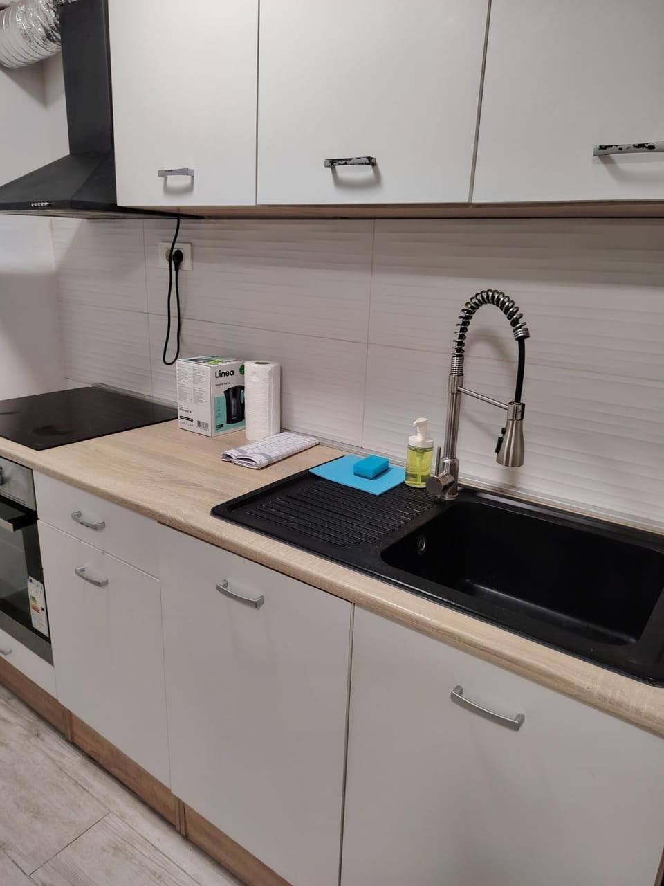 Fully Equipped Studio w King-Size Bed Apartment in City of Zagreb