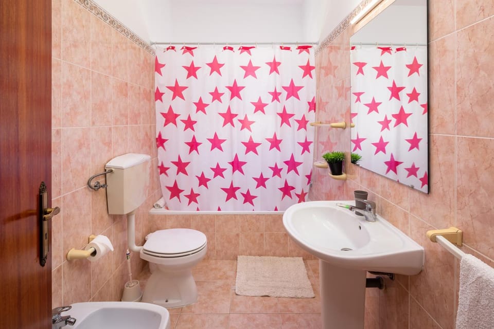 Bathroom, Bath