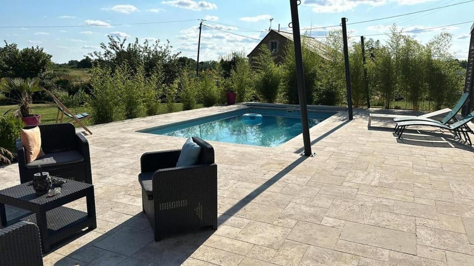 Balcony/Terrace, Swimming pool