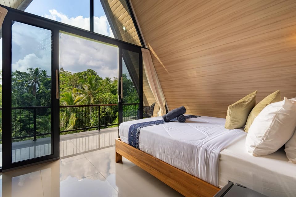Bedroom, Garden view