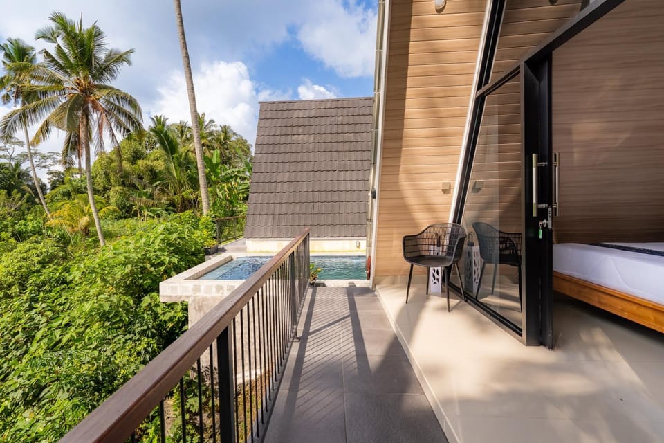 Balcony/Terrace, Garden view