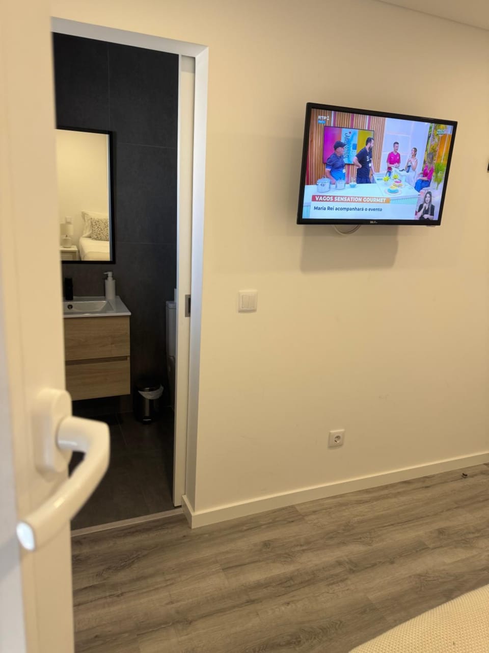 KS Airport Rooms Vacation rental in Lisbon