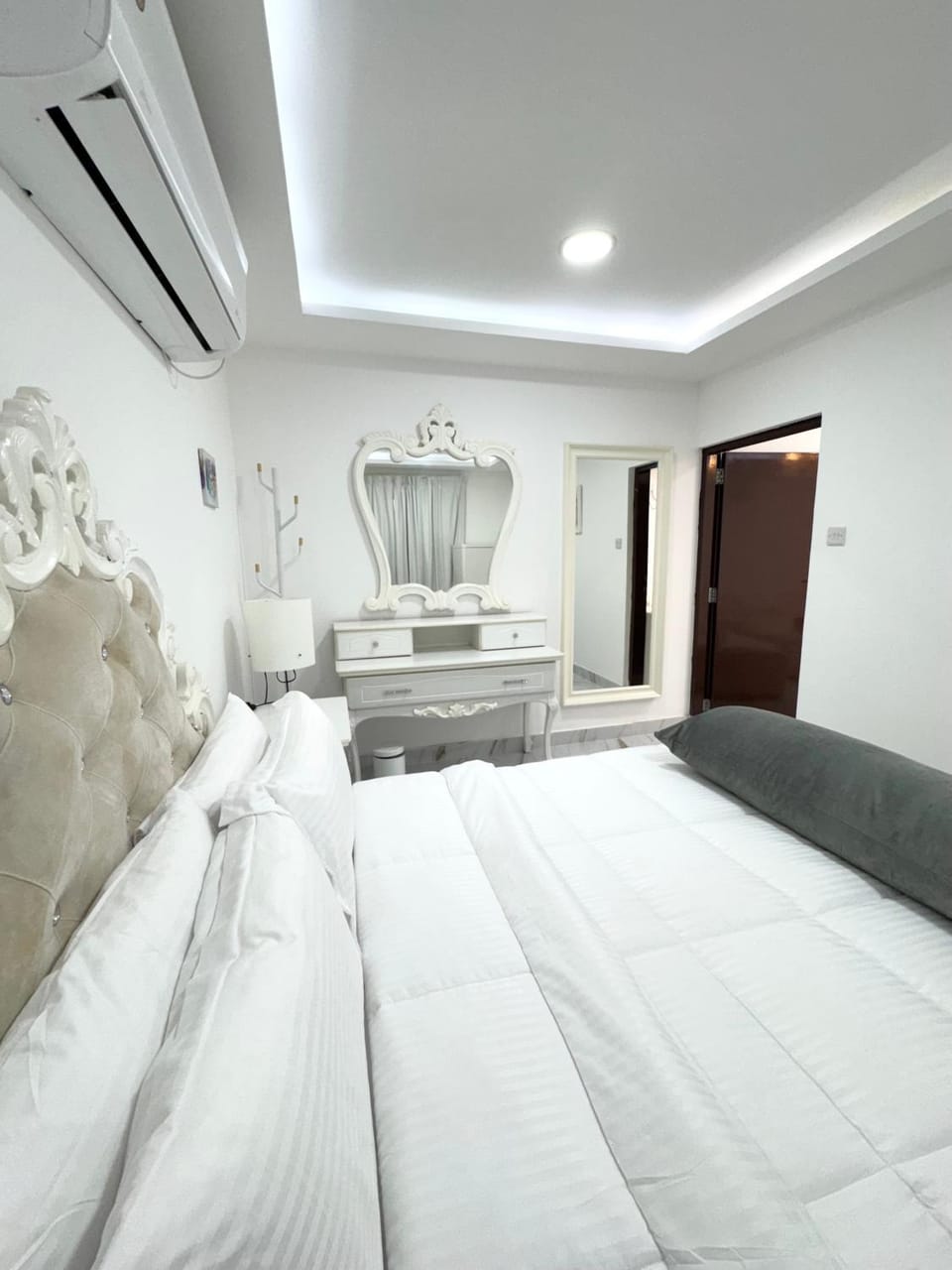 Velmora 1BR Apartment 13 Apartment in Abu Dhabi