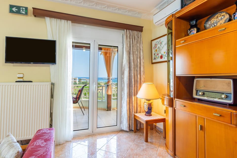 Living room, Sea view