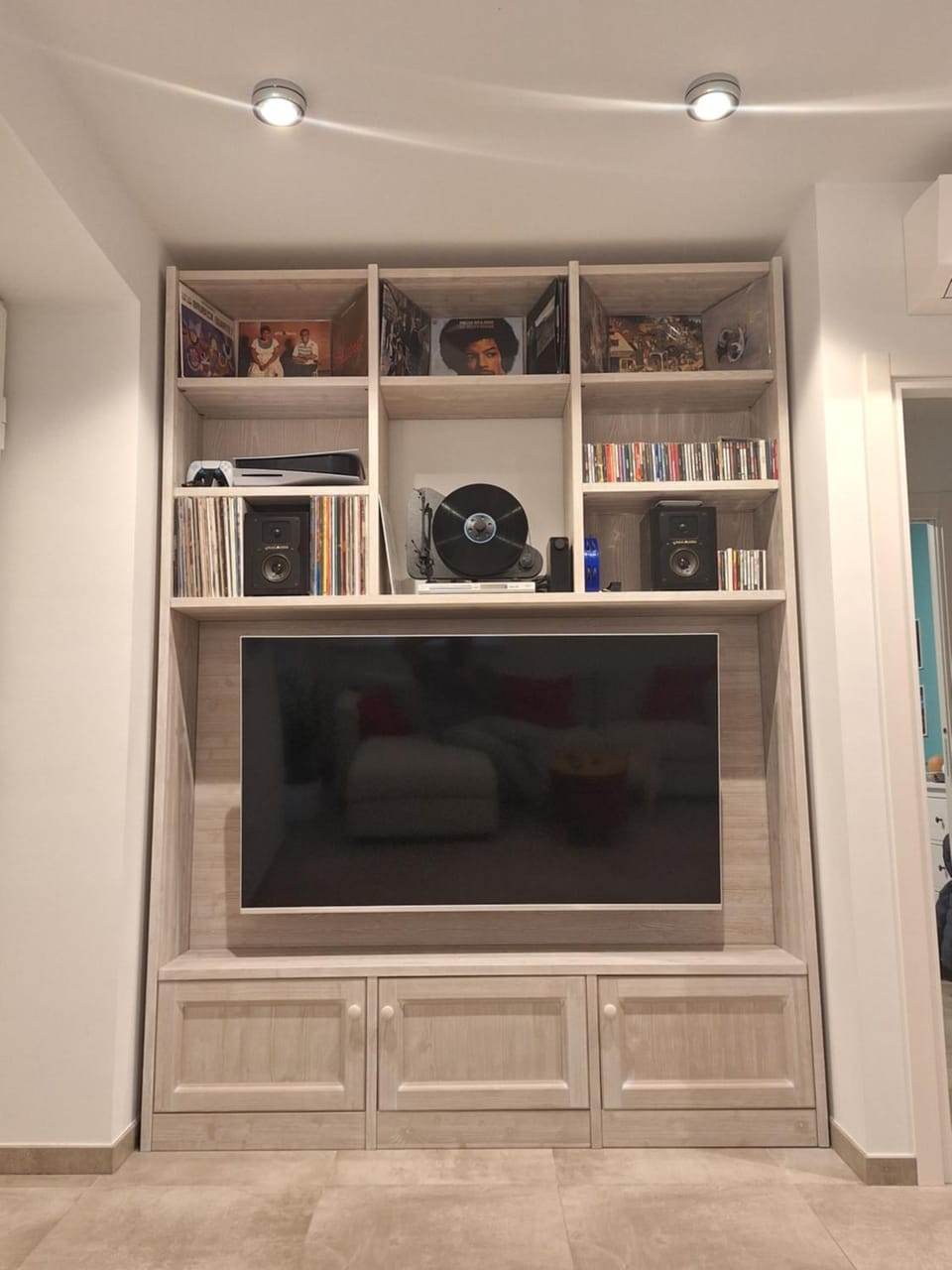 TV and multimedia