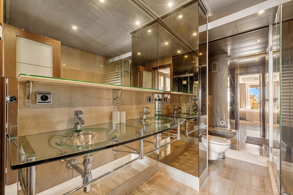 Bathroom, Bath