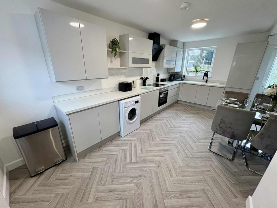 Kitchen or kitchenette, Dining area, oven, stove, kitchen