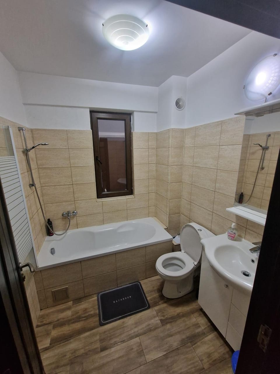 Lenusk lac Apartment in Romania