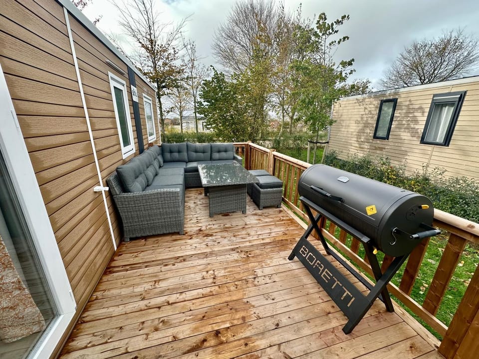 BBQ facilities, Balcony/Terrace