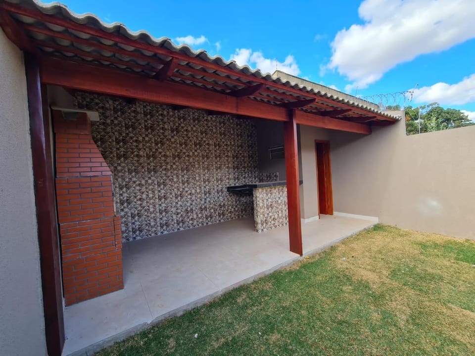Casa completa com área gourmet House in Goiania