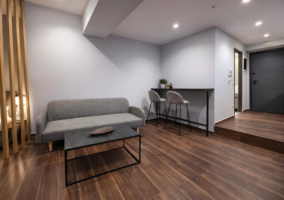 Piraeus Port Luxury Suites No3 Apartment in Pireas