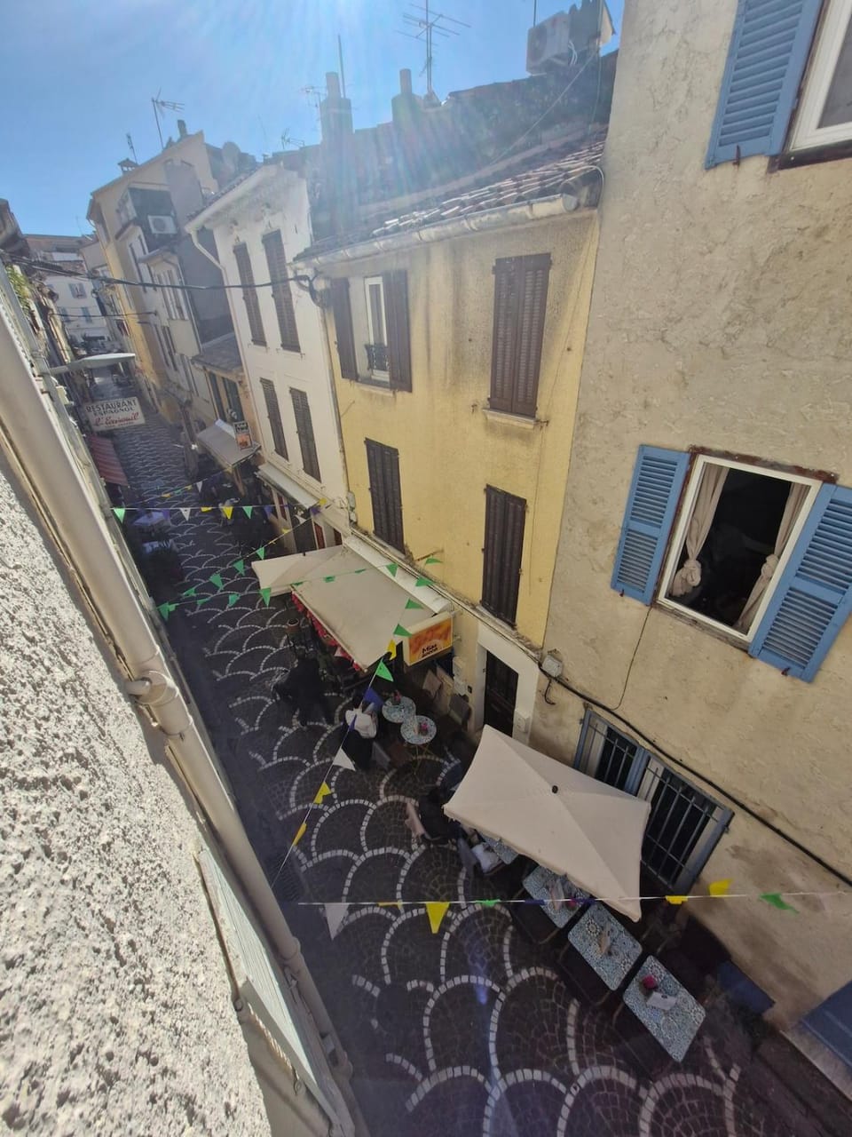 Off site, Street view