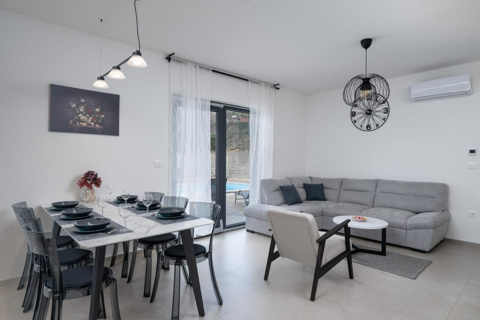 Dining area, air conditioner