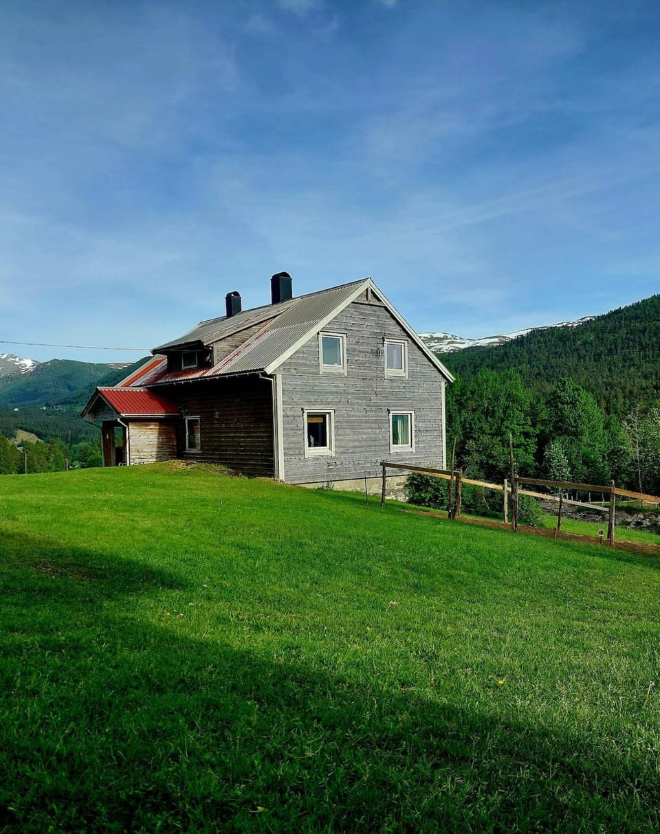Property building, Natural landscape, Mountain view