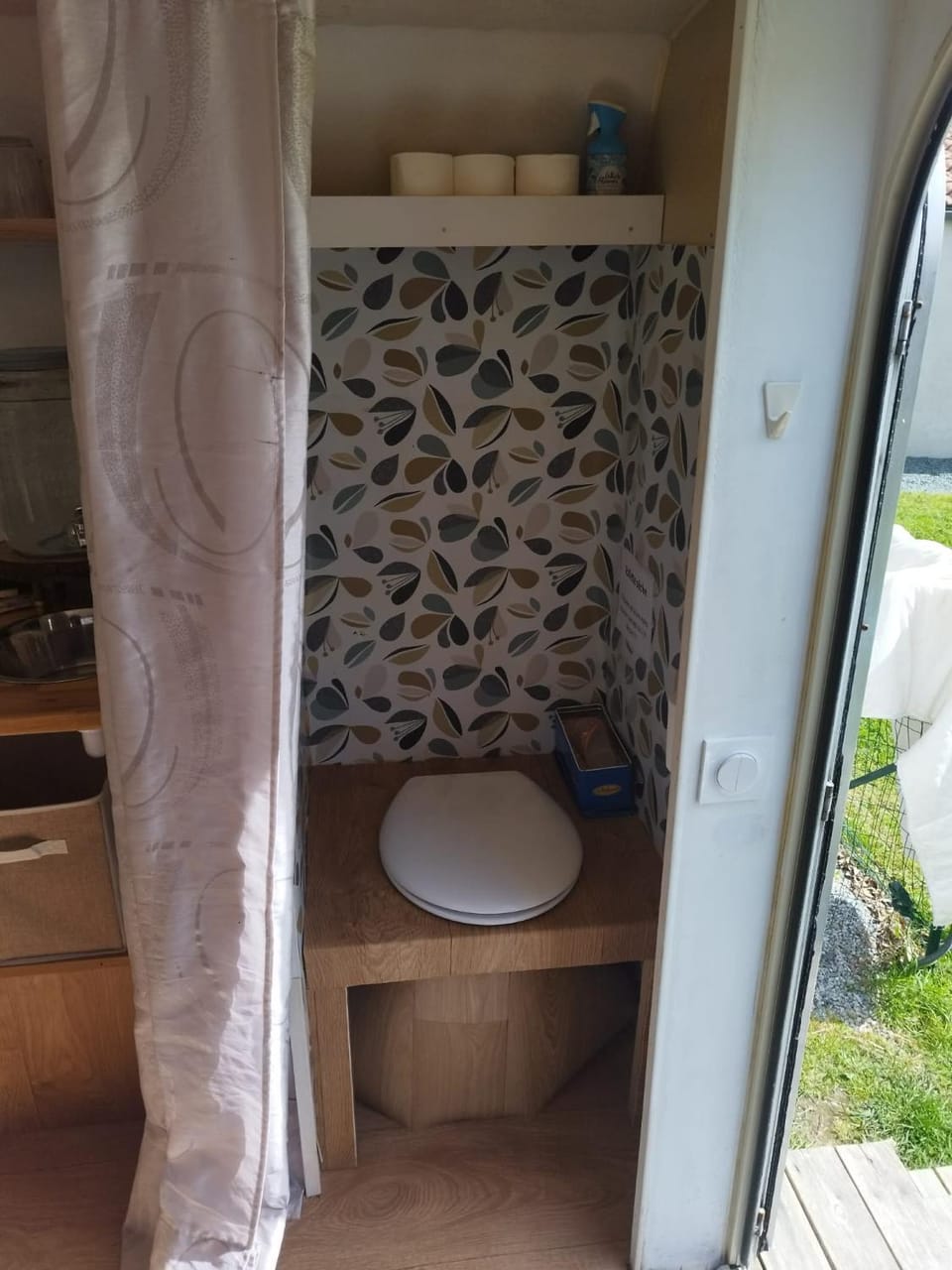 Toilet
