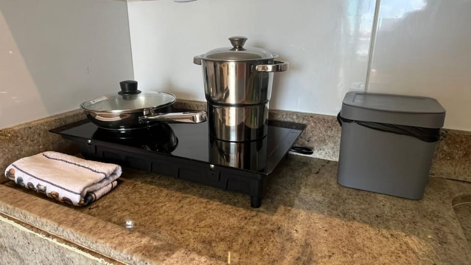 Coffee/tea facilities, Kitchen or kitchenette, minibar