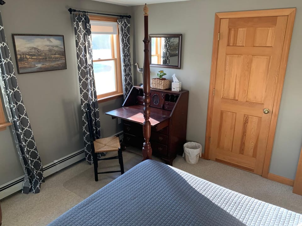 Bed, Bedroom, Guests