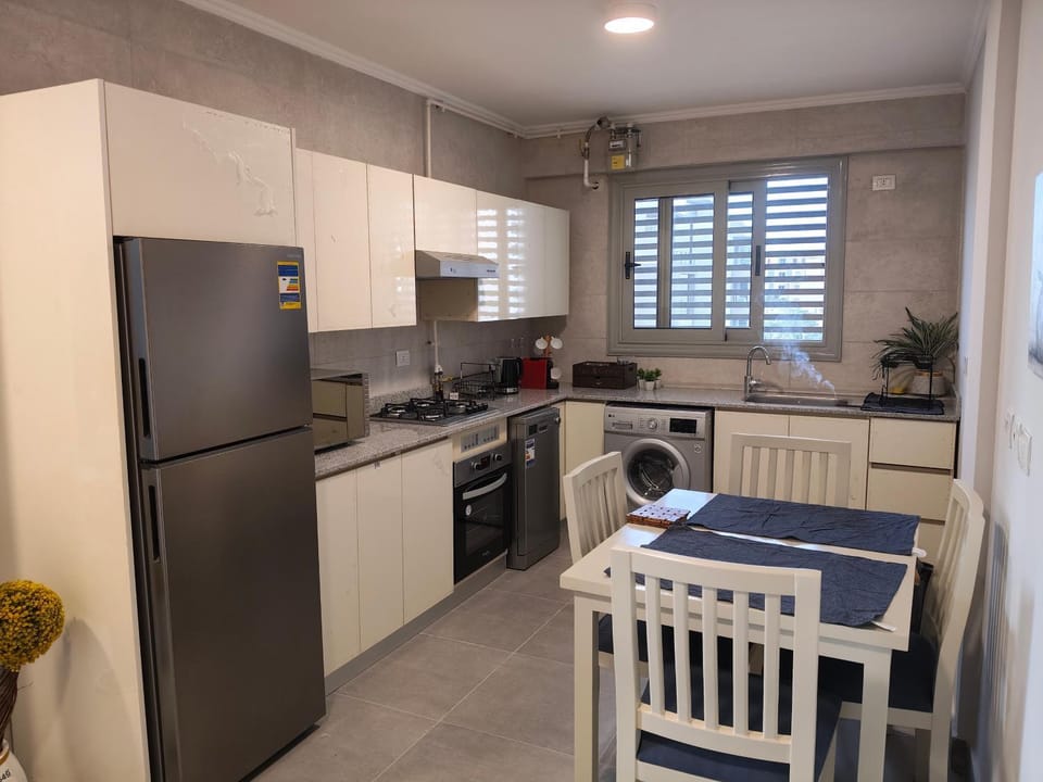 Coffee/tea facilities, Kitchen or kitchenette, Dinner, dishwasher, washing machine