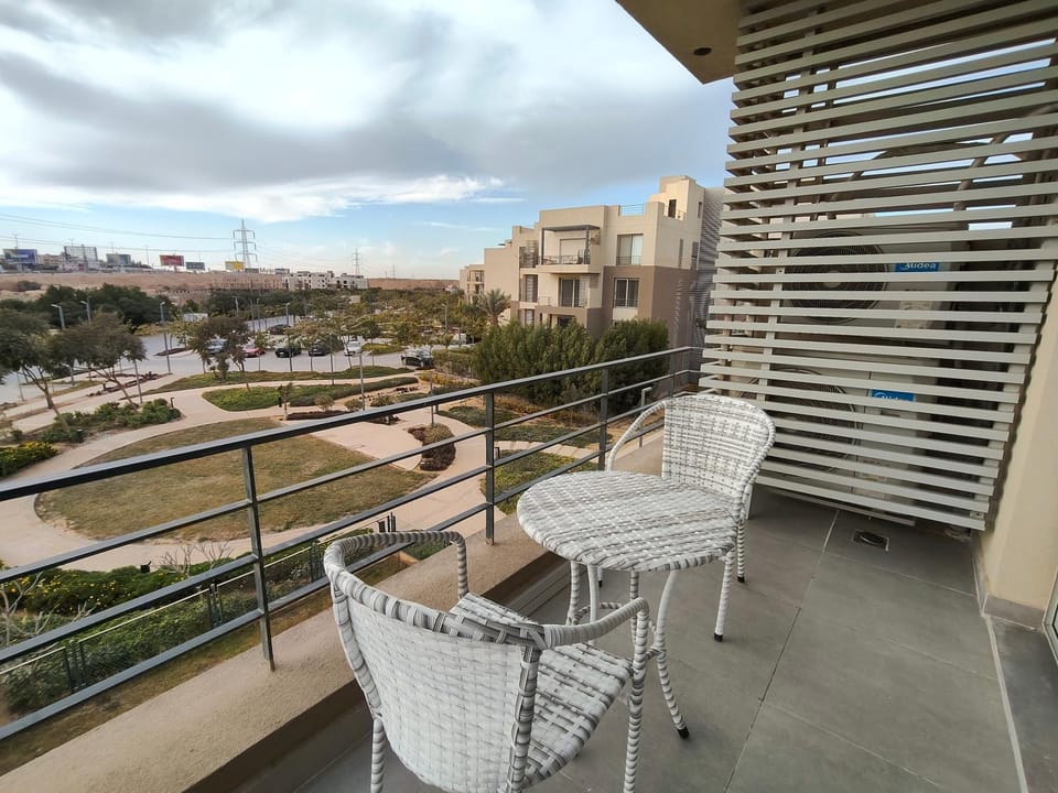 Natural landscape, View (from property/room), Balcony/Terrace