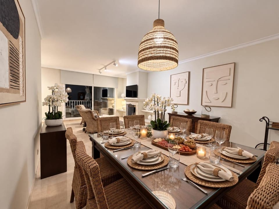 Costa del Sol Frontline Sea view penthouse Apartment in Costa del Sol