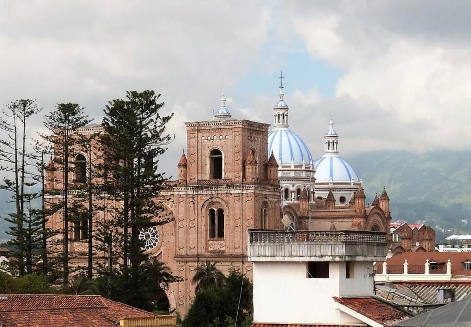 Nice two-bedroom apartment in Cuenca Ecuador Apartment in Cuenca