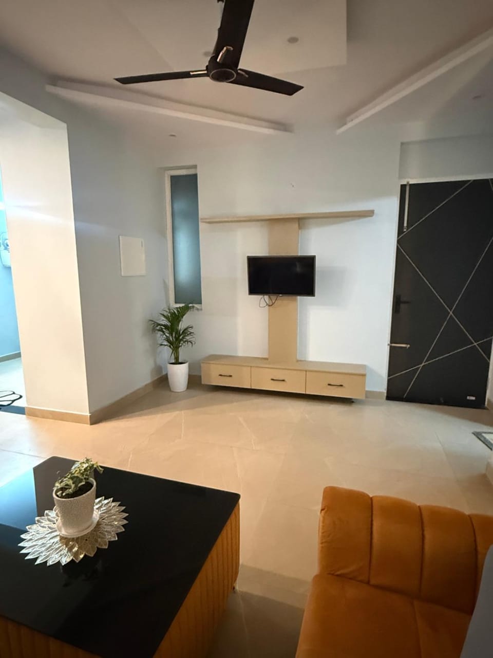 Twilight Apartment in Dehradun