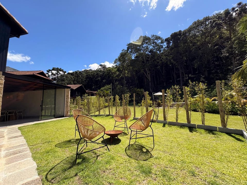 Spring, Day, Natural landscape, Garden, Mountain view