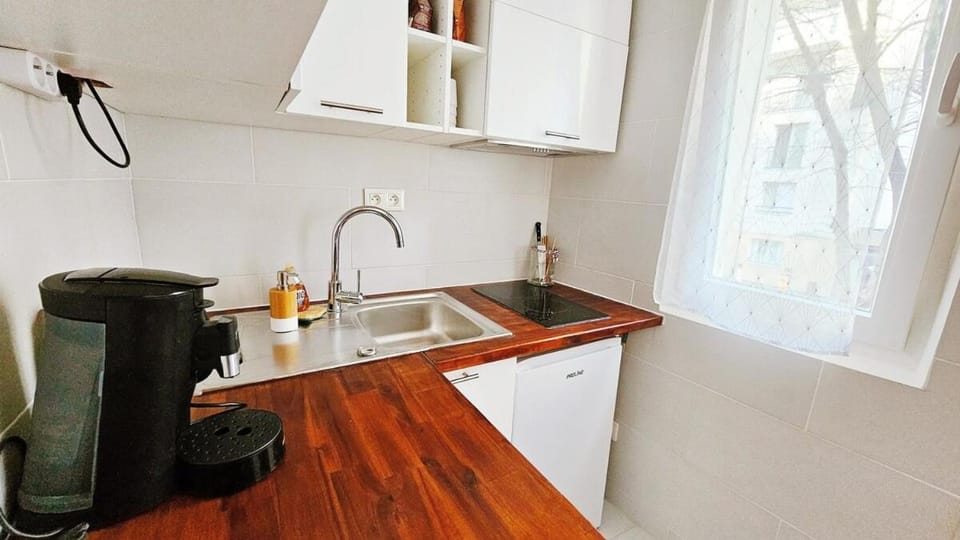 Nice apt with parking free Apartment in Paris