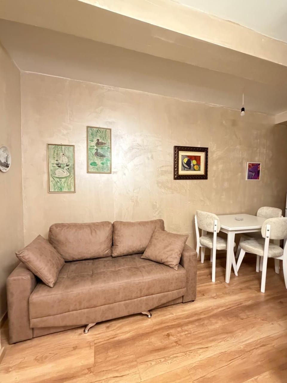 Luxury Apartment 3 near Square 21 Apartment in Tirana