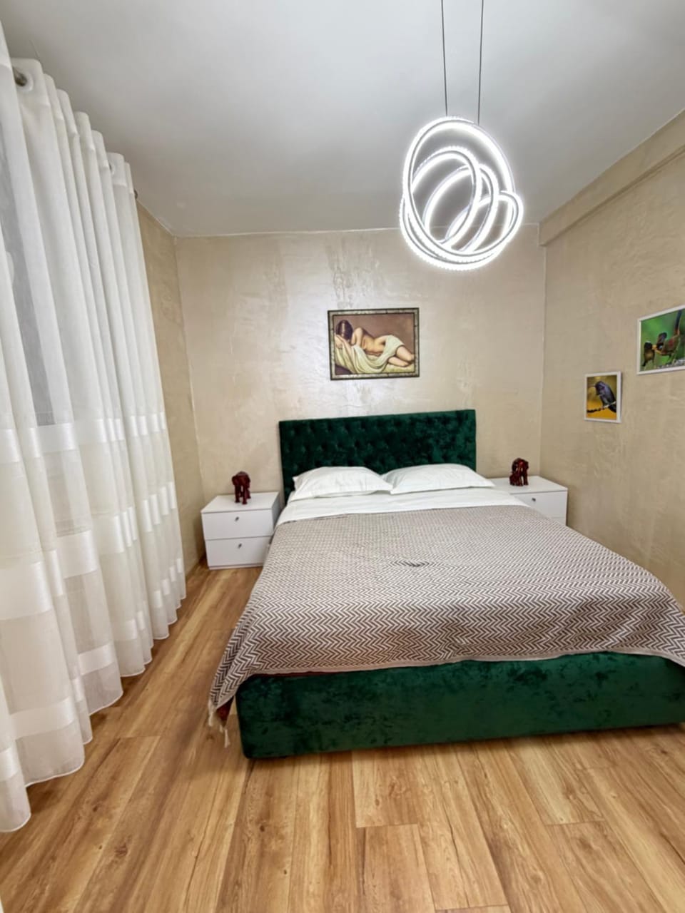 Luxury Apartment 3 near Square 21 Apartment in Tirana