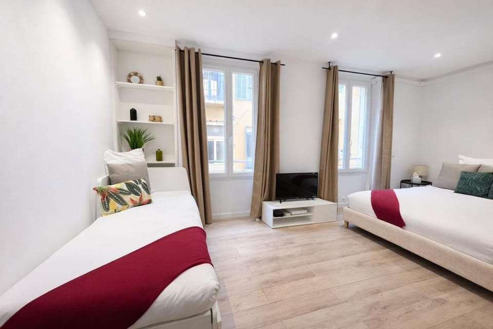 Ref 123 - Studio Bonaparte Apartment in Nice