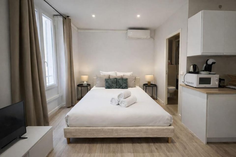 Ref 123 - Studio Bonaparte Apartment in Nice