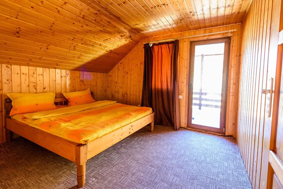 Cabana La Moara House in Cluj County